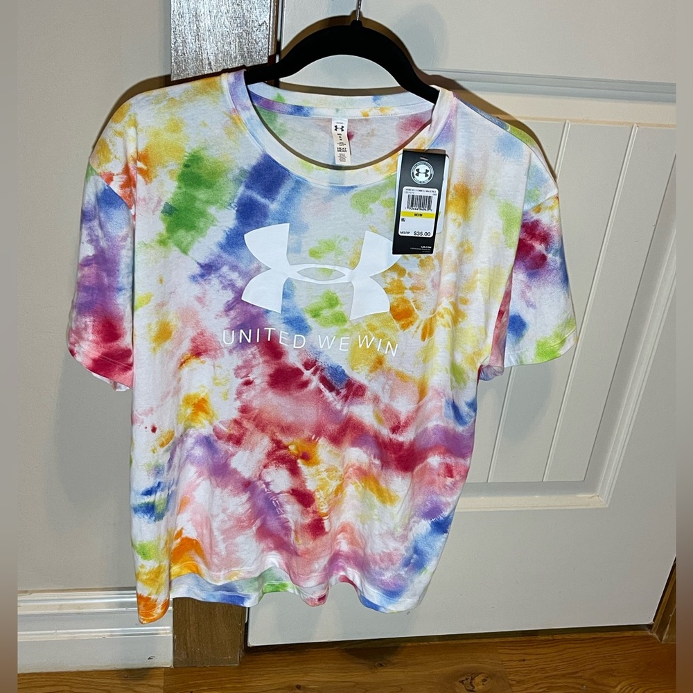 New Under Armour T-shirt size M